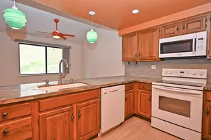 17764 Columbia Dr, Castro Valley, CA 94552 - Photo 22