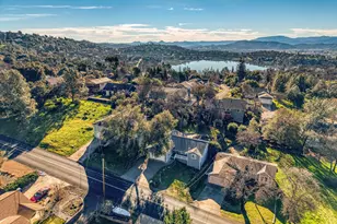 18357 Deer Hill Rd, Hidden Valley Lake, CA 95467 - Photo 10