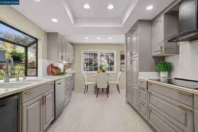 406 Mt Sequoia Ct, Clayton, CA 94517 - Photo 16