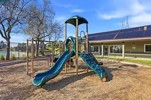 803 Buckingham Pl, Danville, CA 94506 - Photo 54