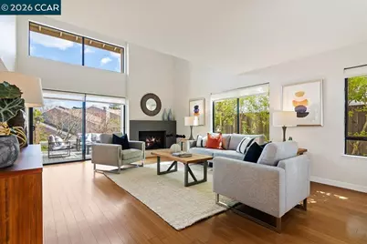 7 Doral Dr, Moraga, CA 94556 - Photo 2