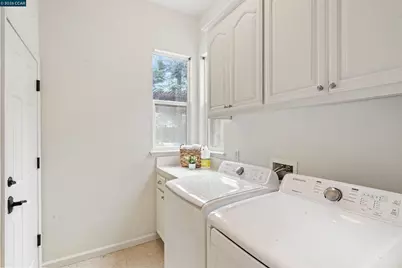 527 Gabriel Ct, Walnut Creek, CA 94597 - Photo 24