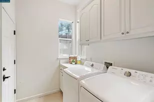 527 Gabriel Ct, Walnut Creek, CA 94597 - Photo 24