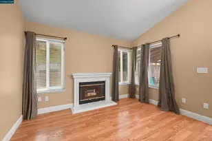 2241 Woodhill Dr, Pittsburg, CA 94565 - Photo 16