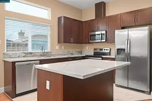 2241 Woodhill Dr, Pittsburg, CA 94565 - Photo 10