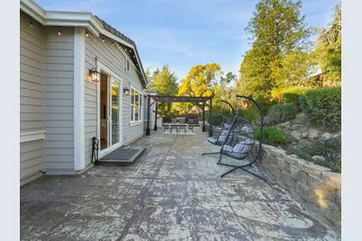 4040 Davenport Ln, Concord, CA 94518 - Photo 36