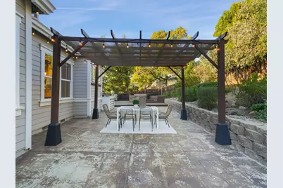 4040 Davenport Ln, Concord, CA 94518 - Photo 34