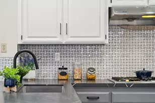 18 Applegate Way, Alameda, CA 94502 - Photo 22