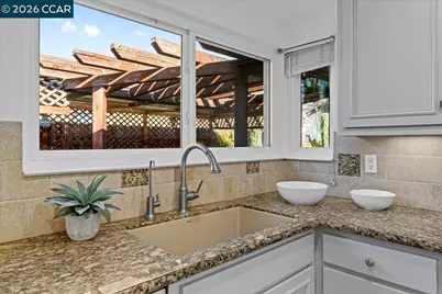 106 Oakmeade Ct, Vacaville, CA 95687 - Photo 10