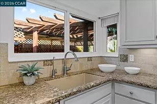 106 Oakmeade Ct, Vacaville, CA 95687 - Photo 10