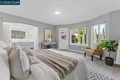 106 Oakmeade Ct, Vacaville, CA 95687 - Photo 26