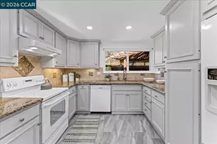 106 Oakmeade Ct, Vacaville, CA 95687 - Photo 12