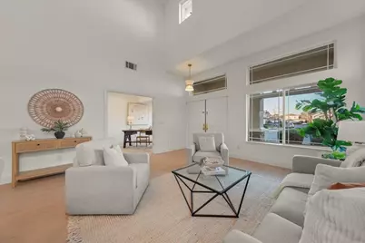 36063 Crystal Springs Dr, Newark, CA 94560 - Photo 4