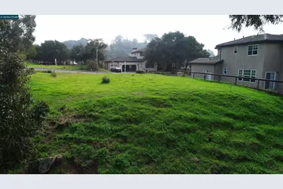 209 Rancho Pl, Pinole, CA 94803 - Photo 6