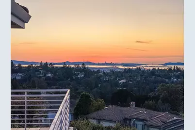 6070 Mazuela Dr., Oakland, CA 94611 - Photo 2