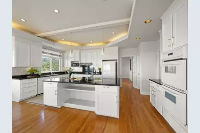 6070 Mazuela Dr., Oakland, CA 94611 - Photo 18