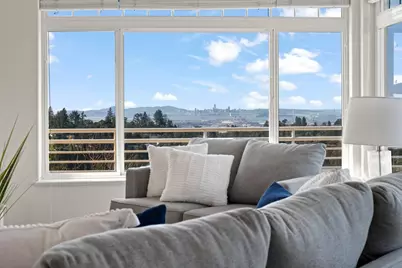 6070 Mazuela Dr., Oakland, CA 94611 - Photo 10