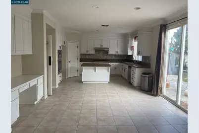 2096 Goldpine Way, Antioch, CA 94509 - Photo 20
