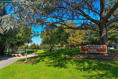 1218 Hookston Rd, Concord, CA 94518 - Photo 30