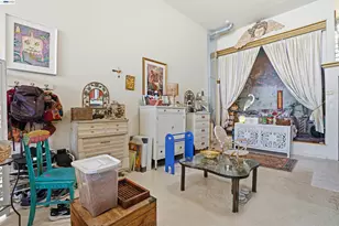 733 Loring Ave, Crockett, CA 94525 - Photo 2