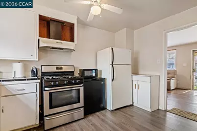 178 Army St, Pittsburg, CA 94565 - Photo 10