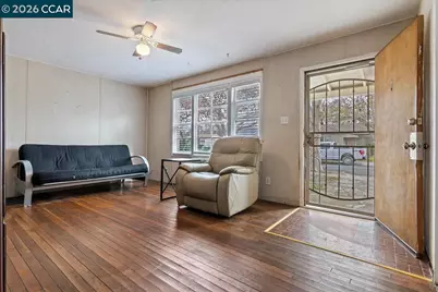 178 Army St, Pittsburg, CA 94565 - Photo 6