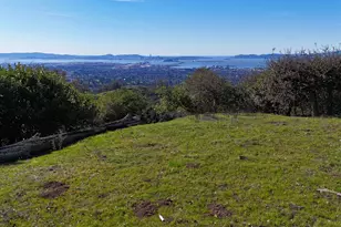6108 Skyline Blvd, Oakland, CA 94611 - Photo 12