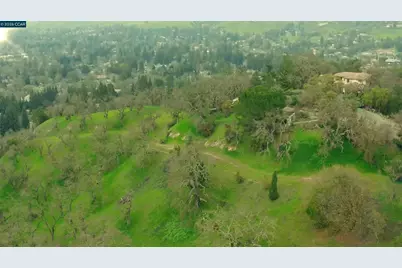 100 Los Balcones, Alamo, CA 94507 - Photo 16