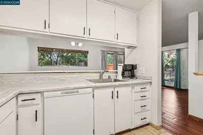 717 Beelard Dr, Vacaville, CA 95687 - Photo 10