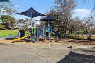 717 Beelard Dr, Vacaville, CA 95687 - Photo 26