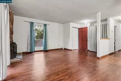 717 Beelard Dr, Vacaville, CA 95687 - Photo 6