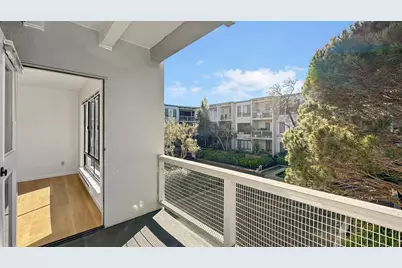 4 Anchor Drive #F331, Emeryville, CA 94608 - Photo 8