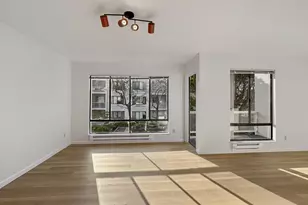 4 Anchor Dr, Emeryville, CA 94608 - Photo 2