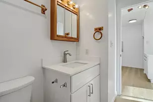 4 Anchor Dr, Emeryville, CA 94608 - Photo 12