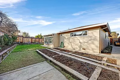 1009 Lisbon Avenue, Livermore, CA 94550 - Photo 32