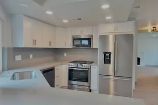 7808 Camrose Way, Sacramento, CA 95828 - Photo 12