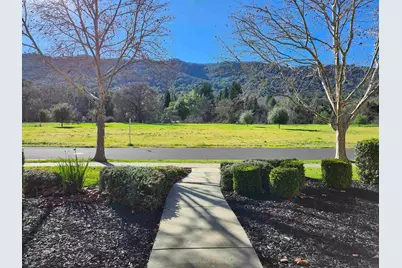 1203 Laguna Creek Ln, Pleasanton, CA 94566 - Photo 2