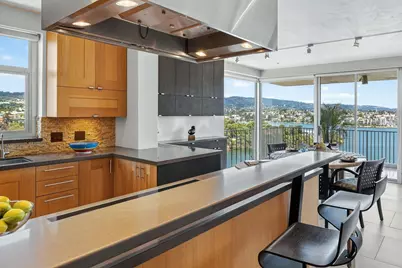 177 19th St #10E, Oakland, CA 94612 - Photo 24