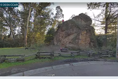 1110 Sterling Av, Berkeley, CA 94708 - Photo 24