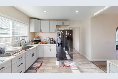 2484 Marina Blvd, San Leandro, CA 94577 - Photo 4