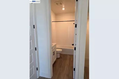 2053 Clement Avenue, Alameda, CA 94501 - Photo 4