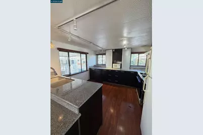 81 Eileen, Concord, CA 94518 - Photo 10