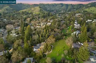 1076 Thompson Rd, Lafayette, CA 94549 - Photo 40