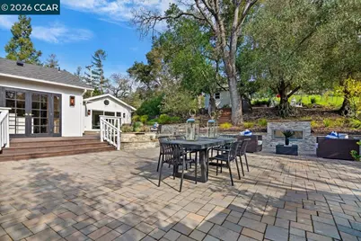 1076 Thompson Rd, Lafayette, CA 94549 - Photo 28