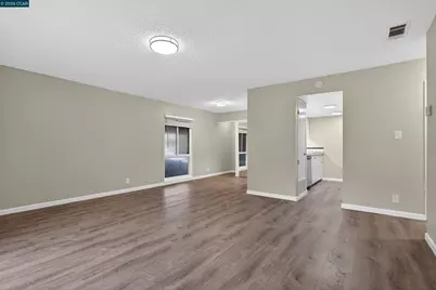 5492 Roundtree Dr #A, Concord, CA 94521 - Photo 10