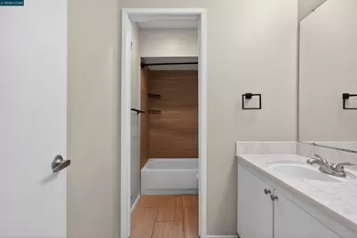 5492 Roundtree Dr #A, Concord, CA 94521 - Photo 30