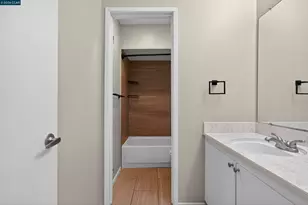 5492 Roundtree Dr, Concord, CA 94521 - Photo 30