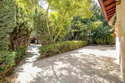 512 Teasdale Pl, Hayward, CA 94544 - Photo 40