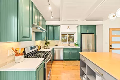 6688 Colton Blvd, Oakland, CA 94611 - Photo 8