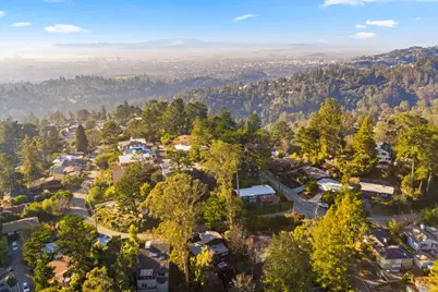 6688 Colton Blvd, Oakland, CA 94611 - Photo 58